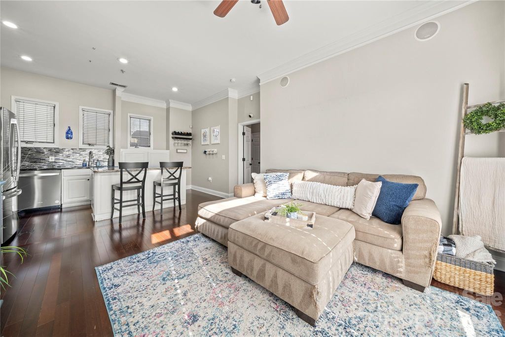 775 Garden District Drive 5106, Charlotte, NC 28202