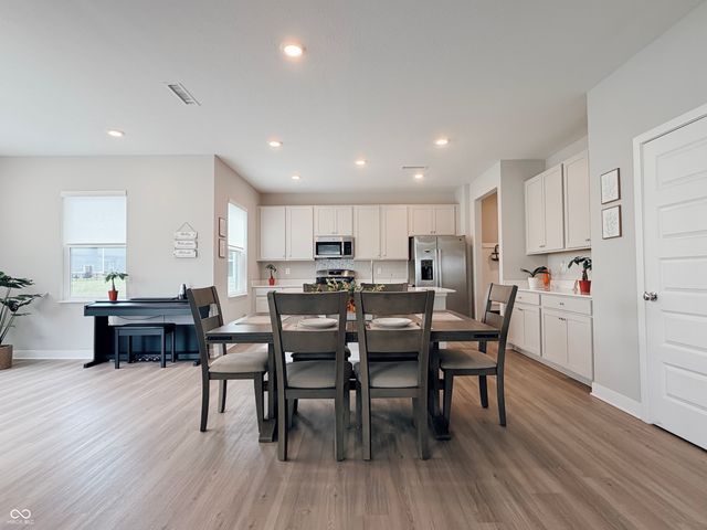 1937 Rowena Lane, Westfield, IN 46074