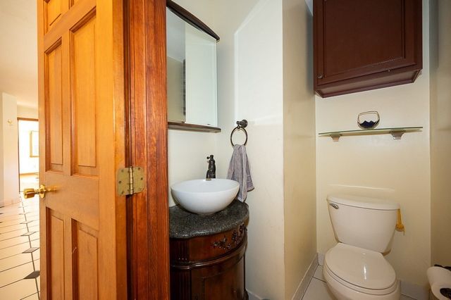6 Marlboro Dr, Leicester, MA 01524