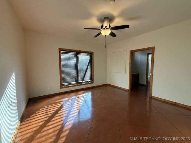 1001 N 64th Street West, Muskogee, OK 74401