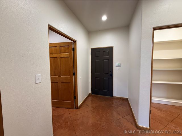 1001 N 64th Street West, Muskogee, OK 74401