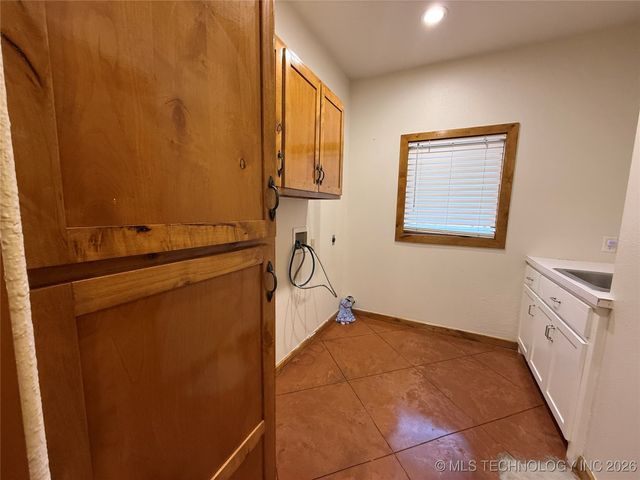 1001 N 64th Street West, Muskogee, OK 74401