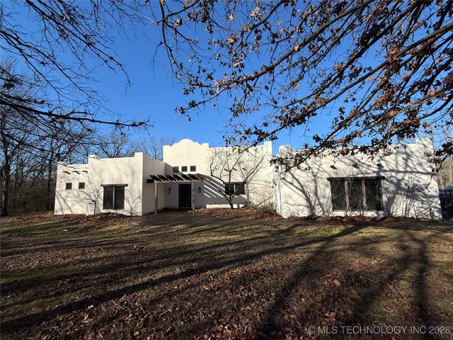 1001 N 64th Street West, Muskogee, OK 74401