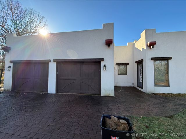 1001 N 64th Street West, Muskogee, OK 74401