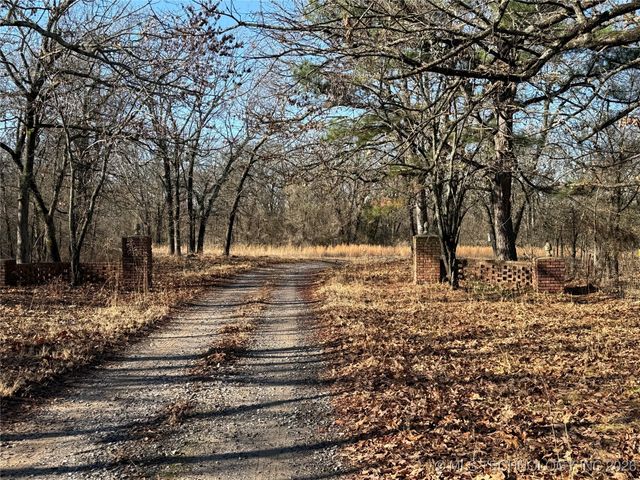 1001 N 64th Street West, Muskogee, OK 74401