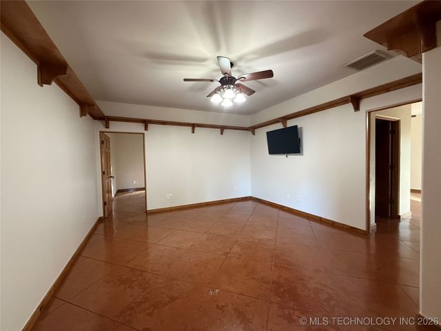 1001 N 64th Street West, Muskogee, OK 74401