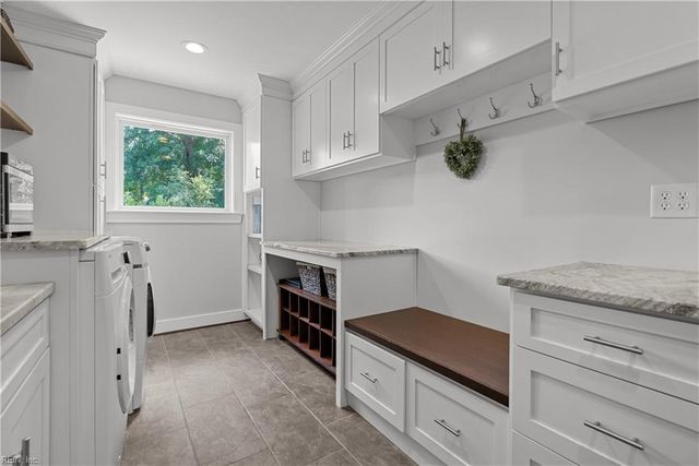 100 Kiskiac TURN, Yorktown, VA 23693