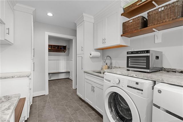 100 Kiskiac TURN, Yorktown, VA 23693