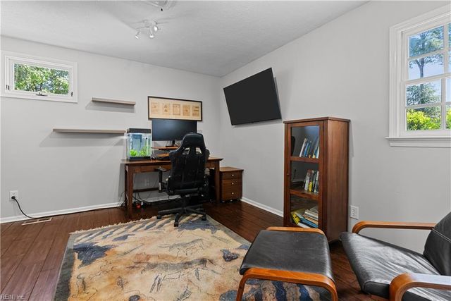 100 Kiskiac TURN, Yorktown, VA 23693