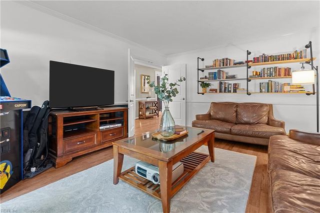 100 Kiskiac TURN, Yorktown, VA 23693
