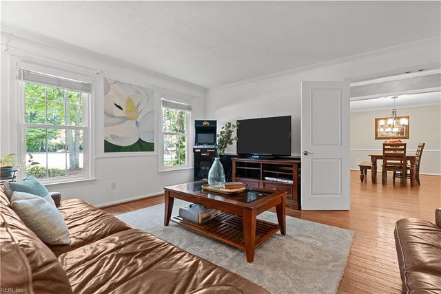 100 Kiskiac TURN, Yorktown, VA 23693