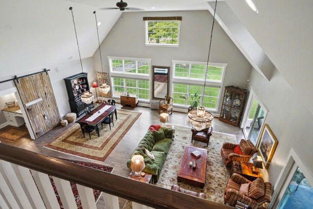 2325 Portage Road, Bertrand Twp, MI 49120