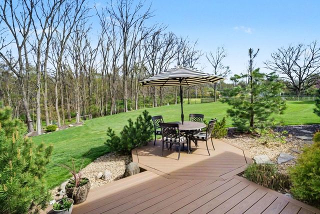2325 Portage Road, Bertrand Twp, MI 49120