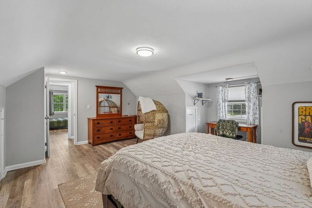 320 Frazier Dr, Neshannock Twp, PA 16105