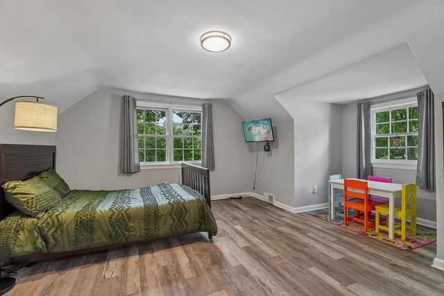 320 Frazier Dr, Neshannock Twp, PA 16105