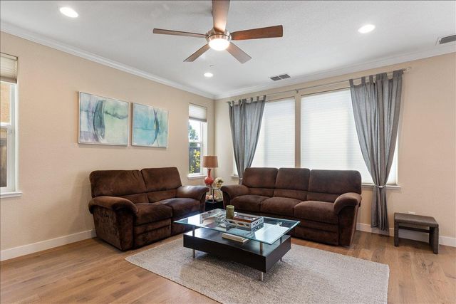 8400 Brooklyn Rd, Sacramento, CA 95829