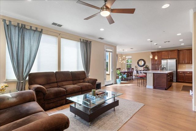 8400 Brooklyn Rd, Sacramento, CA 95829