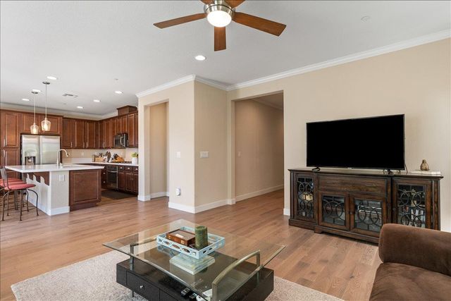 8400 Brooklyn Rd, Sacramento, CA 95829