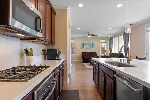 8400 Brooklyn Rd, Sacramento, CA 95829