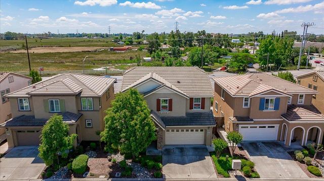 8400 Brooklyn Rd, Sacramento, CA 95829