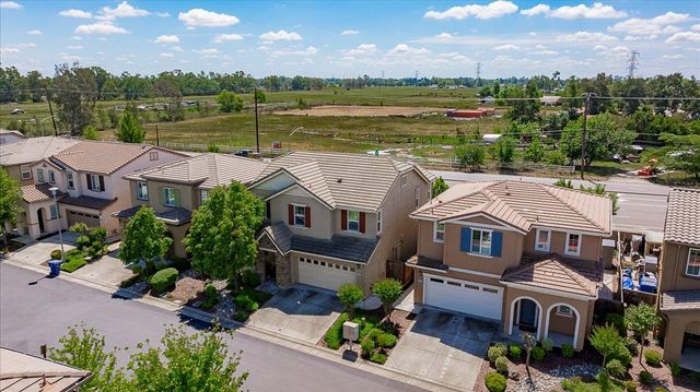 8400 Brooklyn Rd, Sacramento, CA 95829
