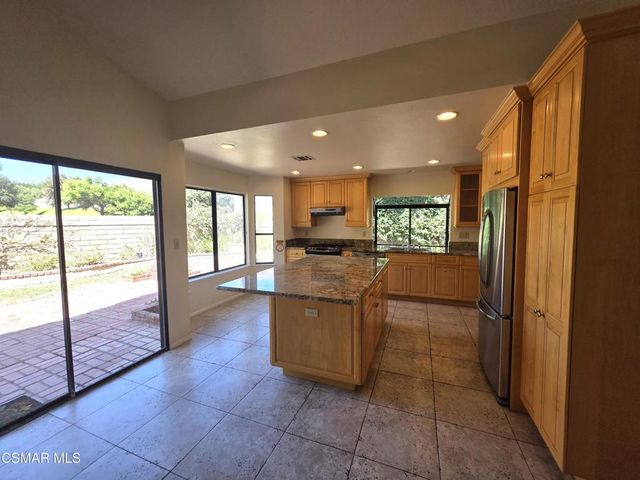2414 Rikkard Drive, Thousand Oaks, CA 91362
