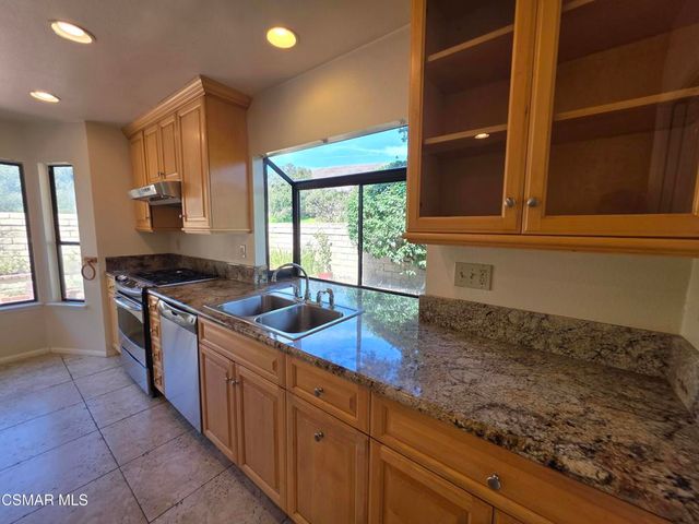 2414 Rikkard Drive, Thousand Oaks, CA 91362