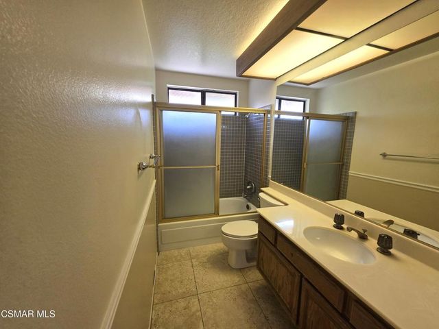 2414 Rikkard Drive, Thousand Oaks, CA 91362