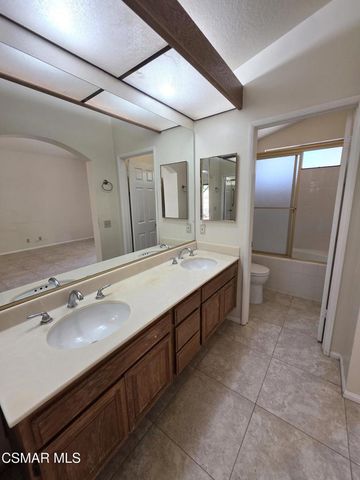 2414 Rikkard Drive, Thousand Oaks, CA 91362