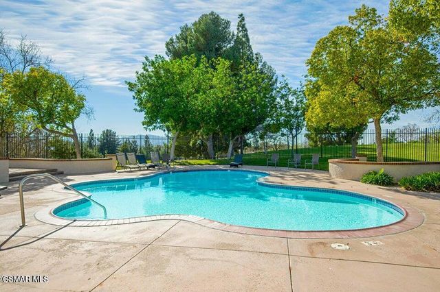 2414 Rikkard Drive, Thousand Oaks, CA 91362