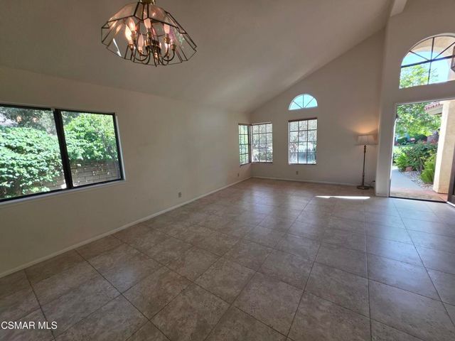 2414 Rikkard Drive, Thousand Oaks, CA 91362