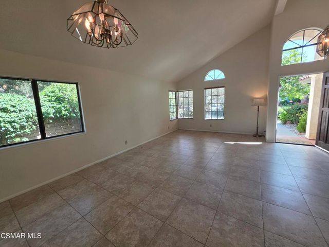 2414 Rikkard Drive, Thousand Oaks, CA 91362