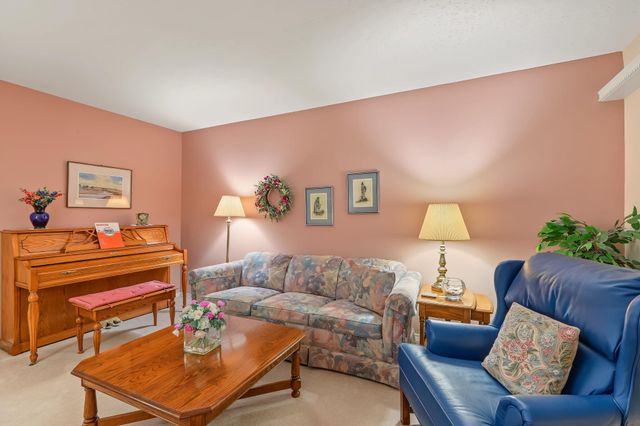 148 Whitetail Road NE, Albuquerque, NM 87122