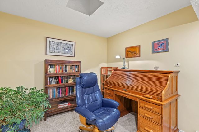 148 Whitetail Road NE, Albuquerque, NM 87122