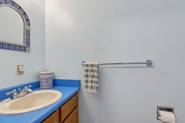 148 Whitetail Road NE, Albuquerque, NM 87122