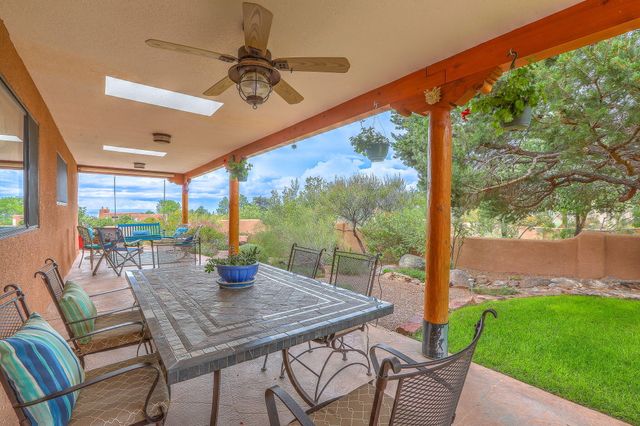 148 Whitetail Road NE, Albuquerque, NM 87122