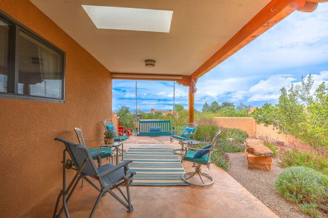 148 Whitetail Road NE, Albuquerque, NM 87122