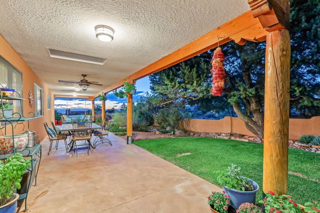 148 Whitetail Road NE, Albuquerque, NM 87122