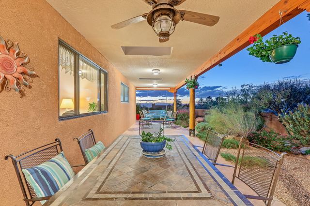 148 Whitetail Road NE, Albuquerque, NM 87122