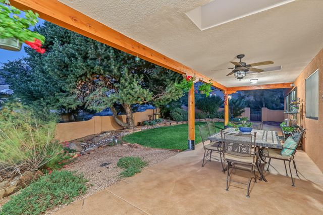148 Whitetail Road NE, Albuquerque, NM 87122