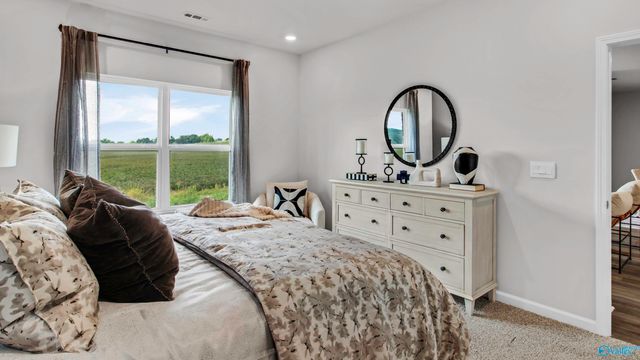 18 Moon Drive, Scottsboro, AL 35769