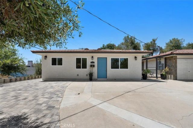 3713 Don Benito Ct, Pasadena, CA 91107