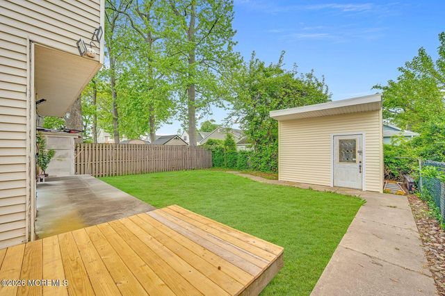 9 Holly Street, Keansburg, NJ 07734