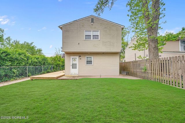 9 Holly Street, Keansburg, NJ 07734