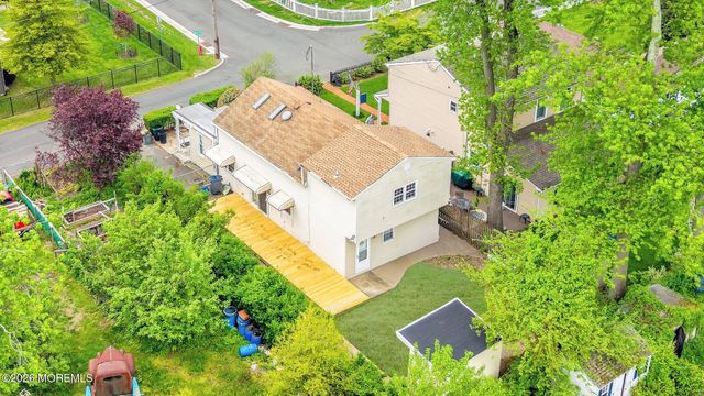 9 Holly Street, Keansburg, NJ 07734