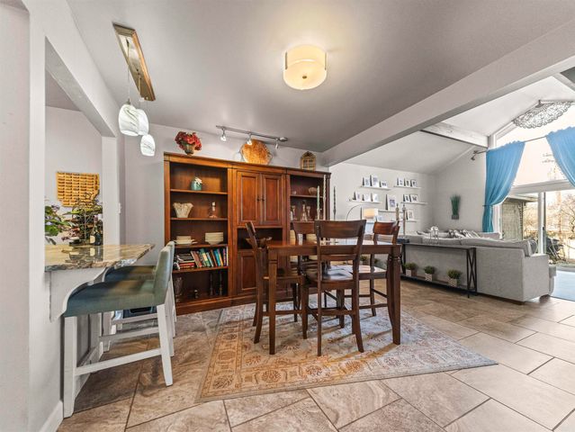 220 SUNSET BAY Road, Hot Springs, AR 71901