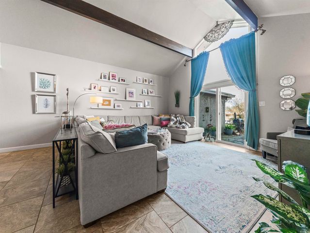 220 SUNSET BAY Road, Hot Springs, AR 71901