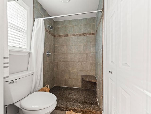 220 SUNSET BAY Road, Hot Springs, AR 71901