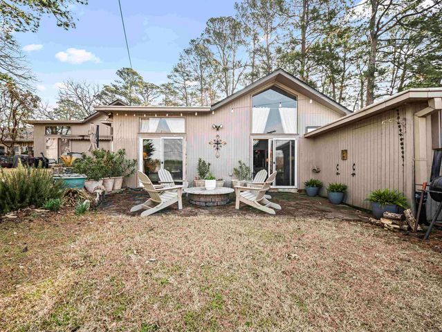 220 SUNSET BAY Road, Hot Springs, AR 71901