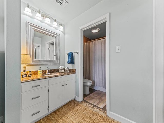 220 SUNSET BAY Road, Hot Springs, AR 71901